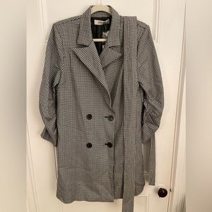 NWT Houndstooth Trench Coat